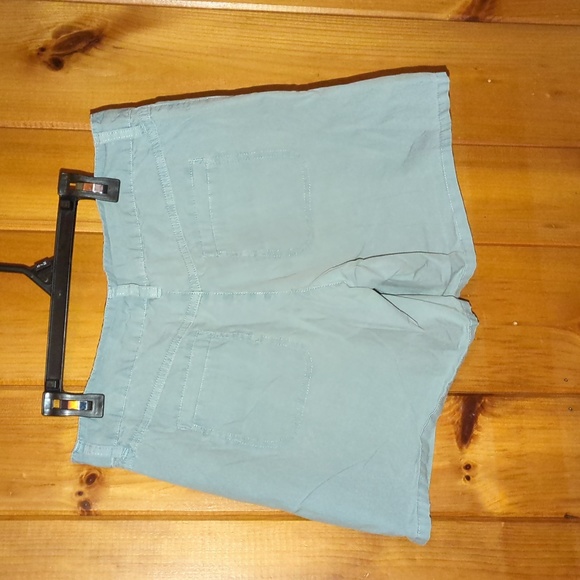 Old Navy Light Blue Shorts - Picture 4 of 4
